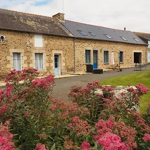  Hébergement de vacances La Longère